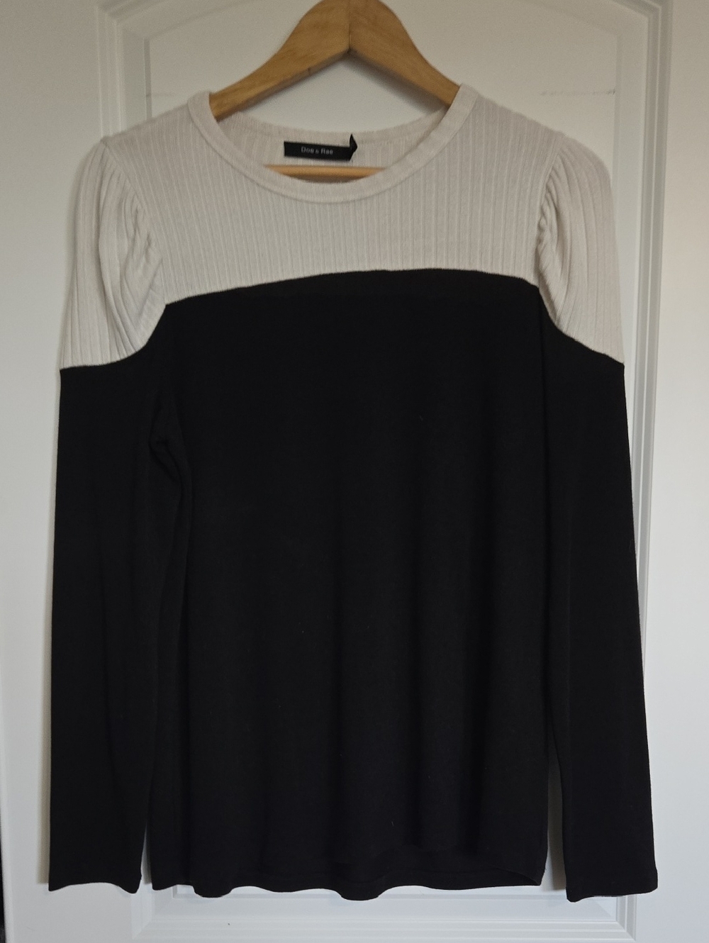 Doe & Rae Black and Cream Ribbed Crew Sweater